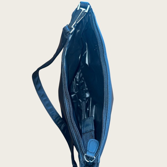 GIANNINI | New Matte Black Faux Leather Shoulder Bag - Picture 3 of 5